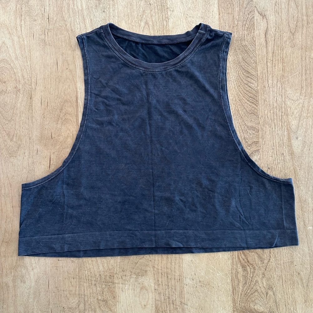 Avocado Grey cropped workout top